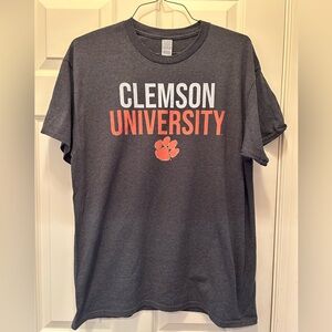 Women’s Clemson University T-Shirt Size Large